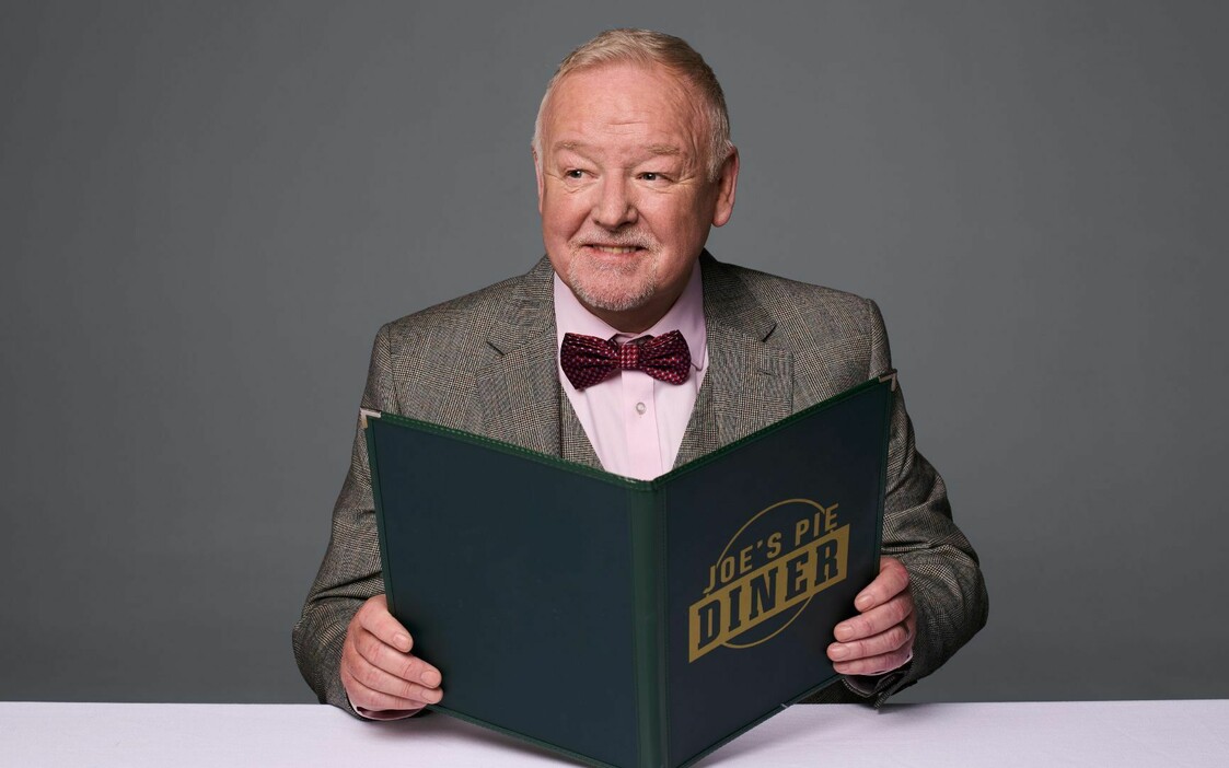 Les Dennis as Old Joe